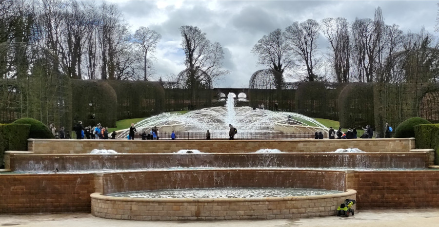 Fountain at Alnwick Garden entrance